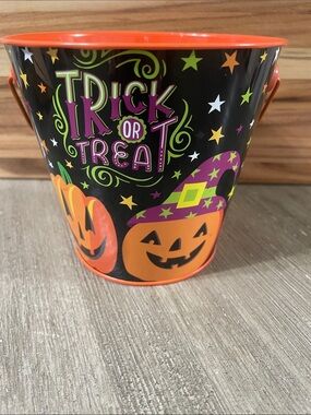 Halloween Trick or Treat Candy Bucket - Orange & Black